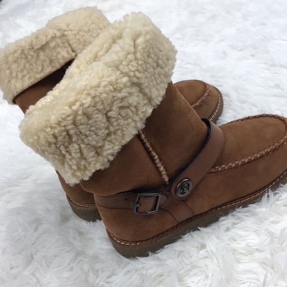 Coach Fold Down Sherling Boots - Picture 14 of 15